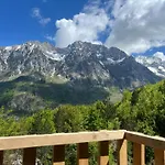 بيت ضيافة Rosi Peak فالبني