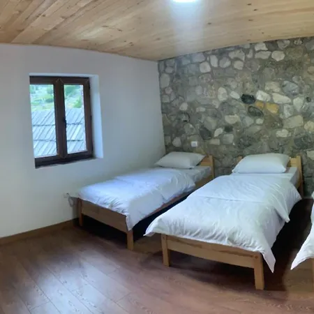 Rosi Peak Βαλμπόνα