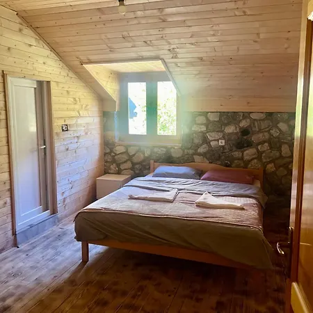 Rosi Peak Guest house Valbone
