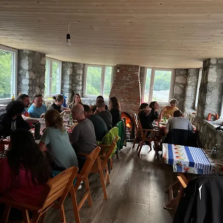 Rosi Peak Guest house
