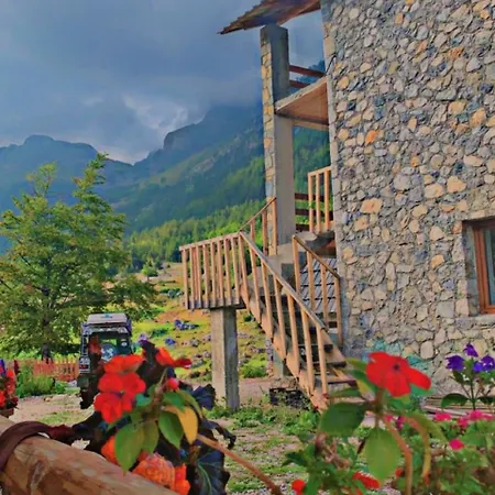 Rosi Peak Валбона