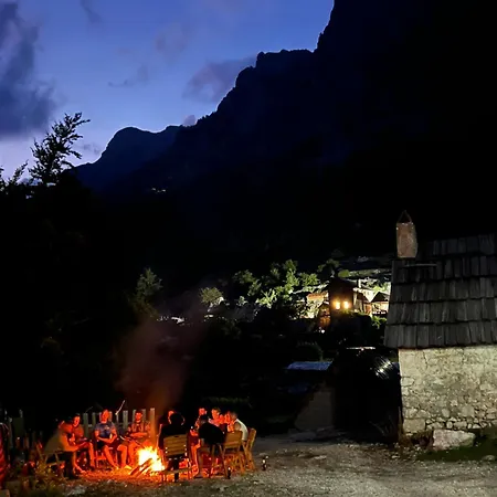 Rosi Peak Гостевой дом Валбона