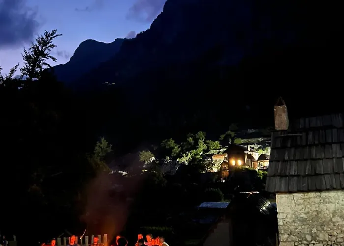 Rosi Peak 招待所 瓦勒博内